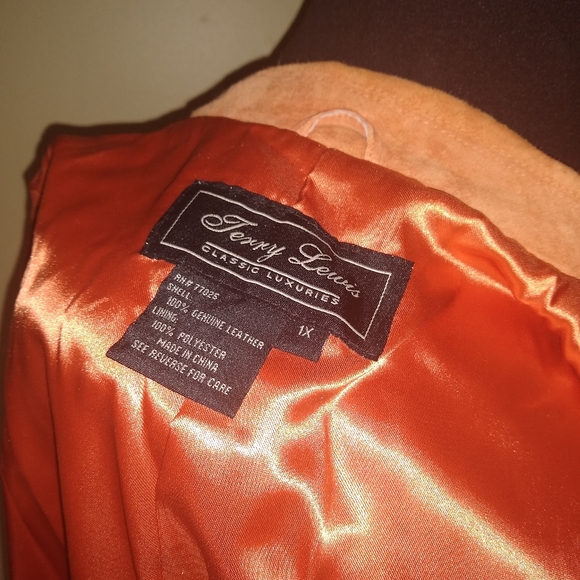 Jacket - Picture 3 of 3